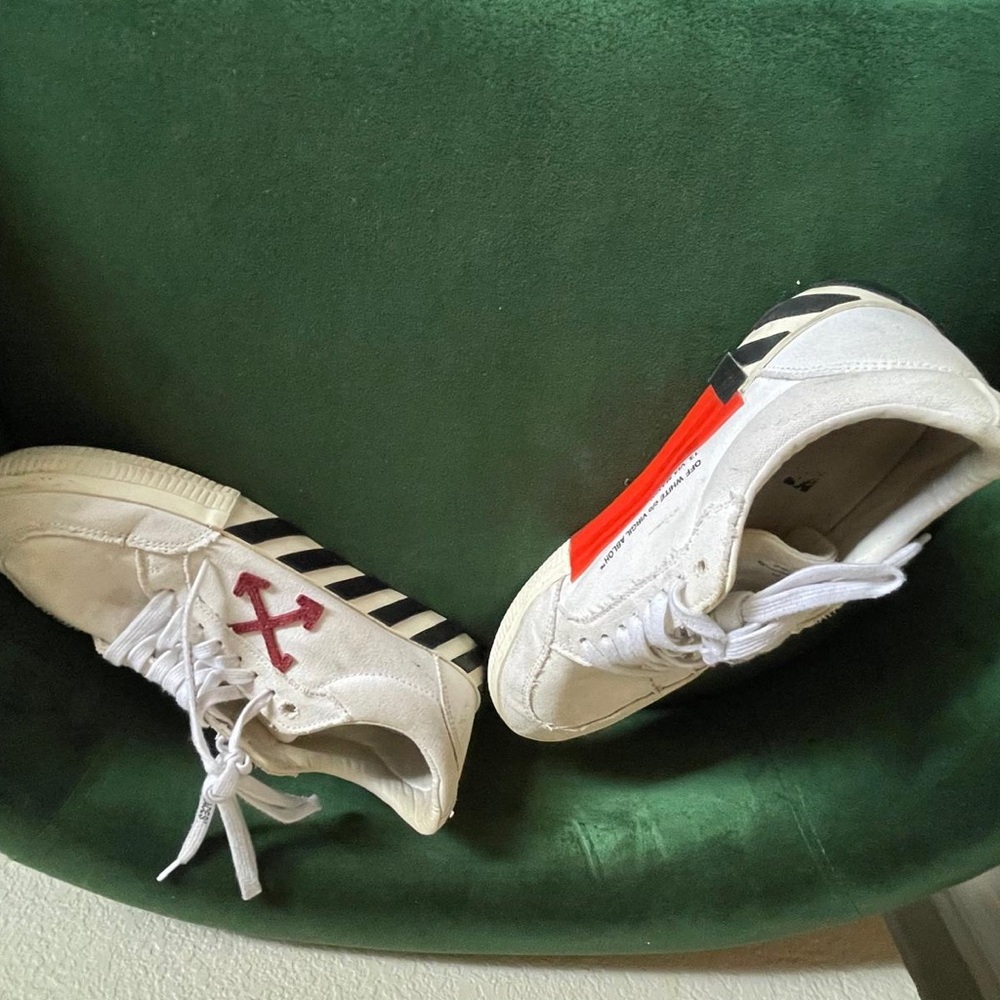 Off-White White and Black Men's Shoes